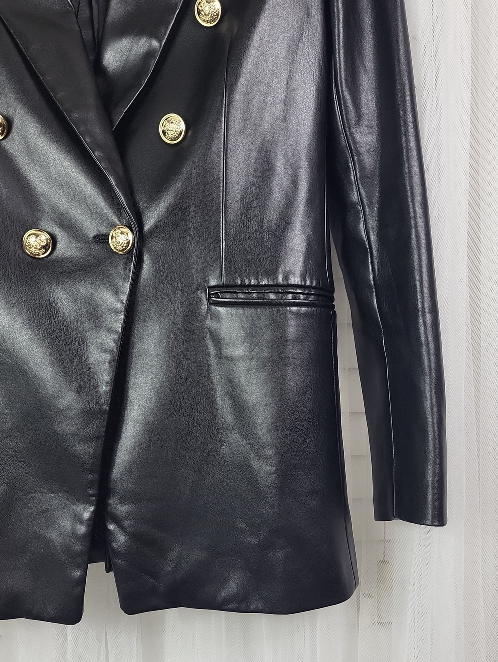 Zara Women's Black Faux Leather Double-Breasted Blazer. Size S - Picture 7 of 16